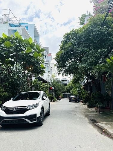 SIÊU PHẨM  HƯƠNG LỘ 2-HẺM 8M THÔNG KINH DOANH-75m2-4 TẦNG-GIÁ CHỈ 7T