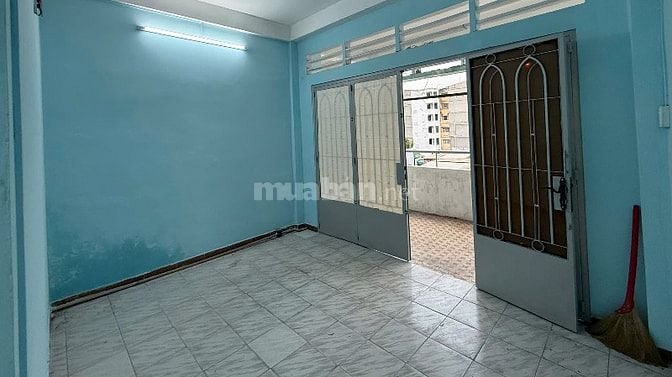 Cho thuê căn hộ Chung cư Miếu Nổi, mặt tiền Vũ Huy Tấn, Bình Thạnh