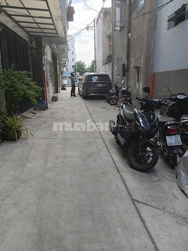 Nhà bán ngay trung tâm giá rẻ, thu nhập cao!