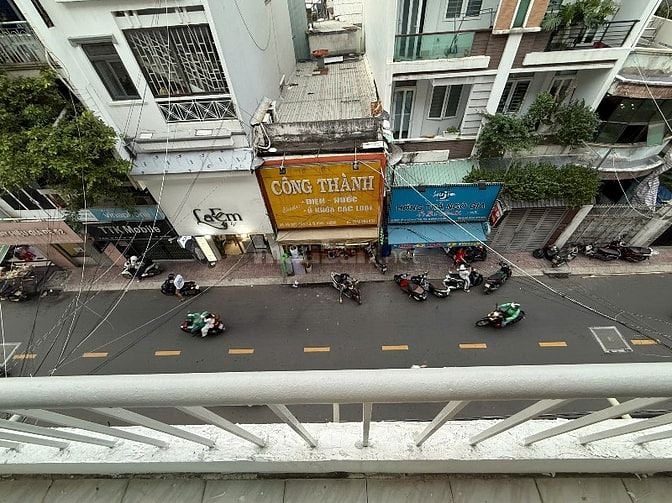 Cho thuê căn hộ Chung cư Miếu Nổi, mặt tiền Vũ Huy Tấn, Bình Thạnh