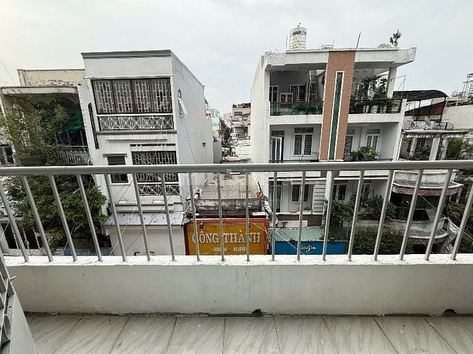 Cho thuê căn hộ Chung cư Miếu Nổi, mặt tiền Vũ Huy Tấn, Bình Thạnh