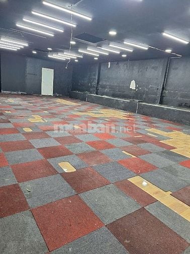 Chính chủ cho thuê nhà mặt tiền đường 47, P.Tân Quy, Quận 7, DT 8x20m