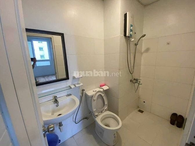 Chung cư Ngô Gia Tự, Hòa Hảo, Q10, 2PN, WC, 70m2, 10tr/tháng.