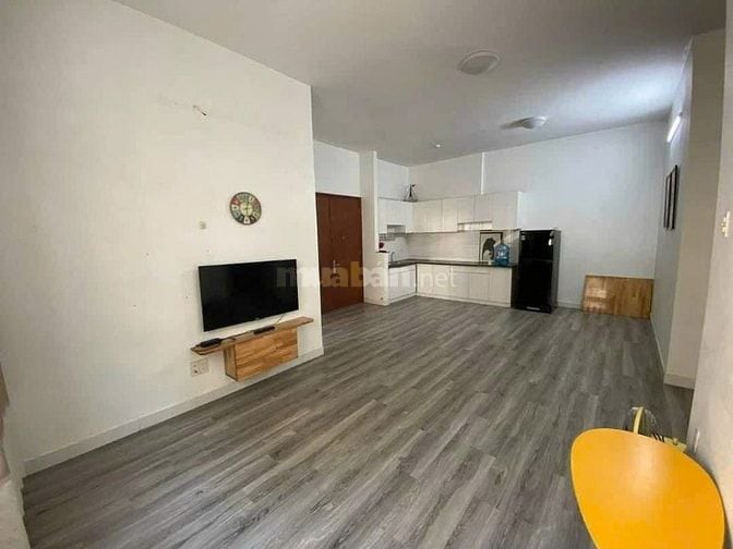 Chung cư Ngô Gia Tự, Hòa Hảo, Q10, 2PN, WC, 70m2, 10tr/tháng.