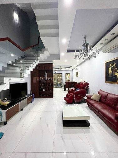 Bán nhà hẻm ô tô đường 13 phường Cát Lái Quận 2 giá 11 tỷ