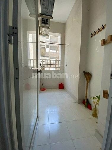 Chung cư Ngô Gia Tự, Hòa Hảo, Q10, 2PN, WC, 70m2, 10tr/tháng.