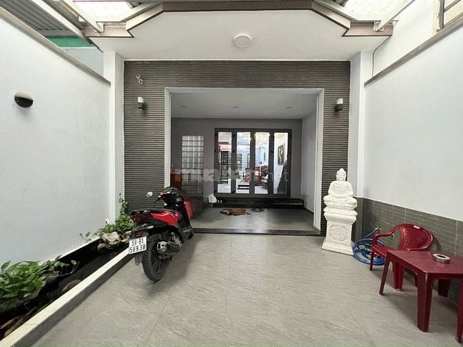 Bán nhà hẻm ô tô đường 13 phường Cát Lái Quận 2 giá 11 tỷ
