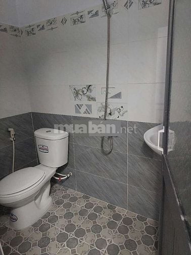 Cho thuê nhà hẻm 3m(BG) Ngô Gia Tự, P.4, Q.10 giá 12.5tr