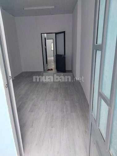 Cho thuê nhà hẻm 3m(BG) Ngô Gia Tự, P.4, Q.10 giá 12.5tr