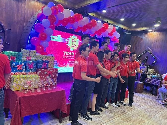 Nhà hàng Quận Tân Phú tuyển lễ tân và nhiều vị trí khác