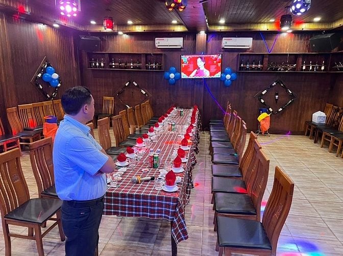 Nhà hàng Quận Tân Phú tuyển lễ tân và nhiều vị trí khác