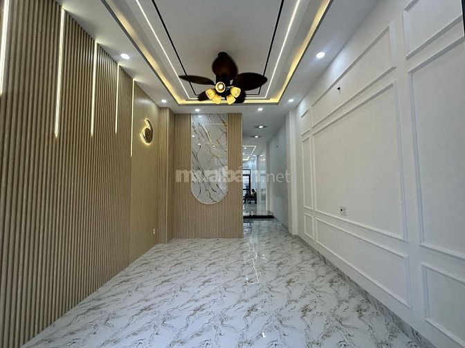 Hai mặt Trước Sau Diên Hồng 5Tầng 6PN,Nở Hậu,Thang Máy,Mở cty KD