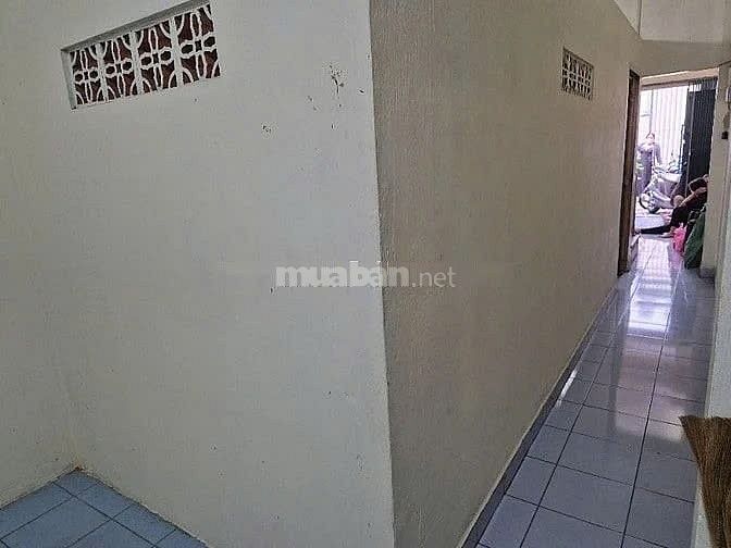 Cho thuê nhà hẻm 2.5m(BG) An Bình, P.6, Q.5 giá 11tr