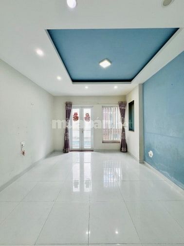 Bán nhà 4 tầng đường Tân Hoá, gần cầu vượt Cây Gõ, chỉ hơn 7 tỷ.