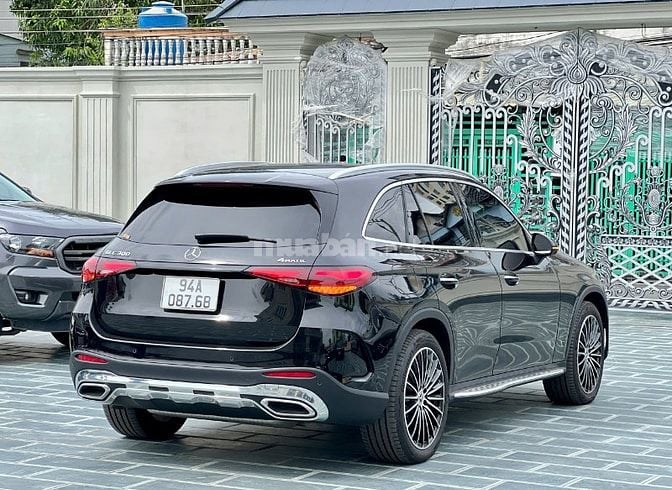 Mercedes glc 300 4matic 2023 all new 