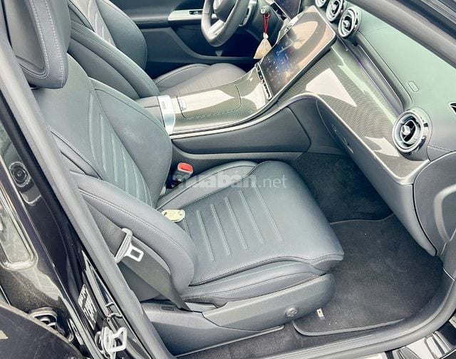 Mercedes glc 300 4matic 2023 all new 