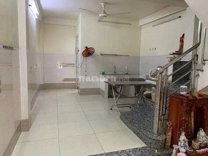 Cho thuê nhà mặt tiền đừơng số 32(Khu Bình Phú), P.10, Q.6 giá 20tr