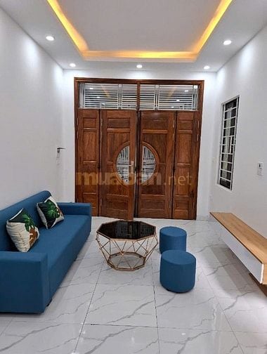 Chính chủ bán nhà La Khê Xây mới full đồ dt 34 m2 5 tầng ô tô đỗ cửa