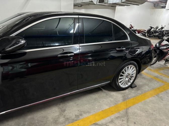 NHƯỢNG MERCEDES E200 EXCLUSIVE TÂM HUYẾT, XE HOÀN HẢO