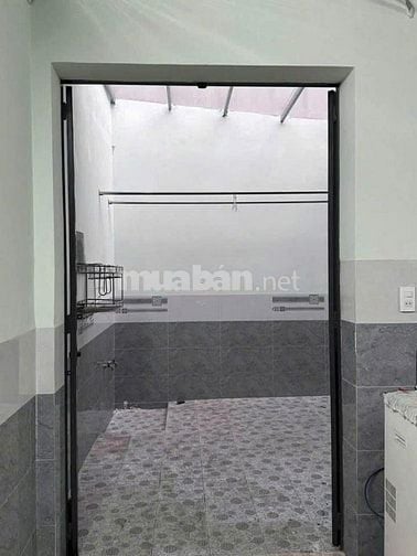 📍 Bán nhà gần bến xe an sương giá 890 triệu sổ hồng riêng kdc📍