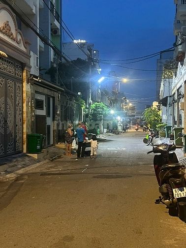 CHO THUÊ NHÀ NGUYÊN CĂN - MÃ LÒ-BÌNH TÂN-NHÀ ĐẸP 2 MẶT HẺM-GIÁ 18TR