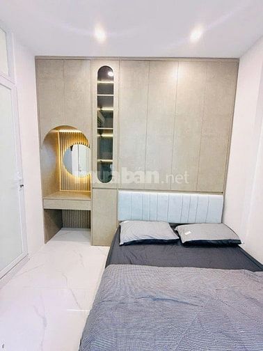 Tôi cần bán căn hộ tầng 3 TT Học Viện KTQS ngõ 234 Hoàng Quốc Việt 65m