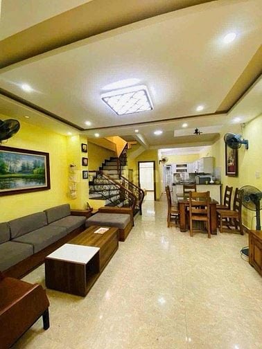 CẦN BÁN GẤP HOMESTAY SÂN VƯỜN 3 TẦNG CHO KH TÂY THUÊ, SÁT BIỂN MỸ KHÊ 