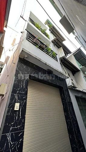 Cho thuê nhà hẻm 2.5m(XM) Nguyễn Trọng Tuyển, P.2, Q.Tân Bình giá 12tr