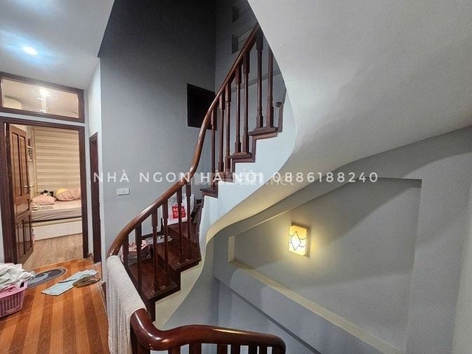 Hoàng Hoa Thám - Lô Góc 34m² - Giá 9.2 Tỷ - Kinh Doanh, Ô Tô Gần