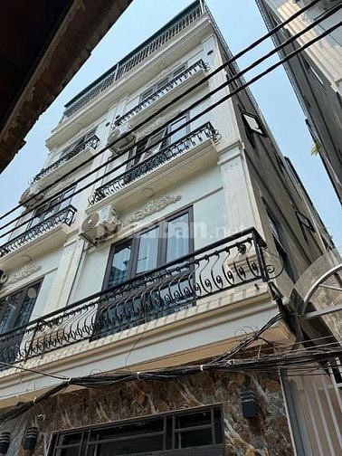 Bán nhà Ỷ La 32m nhà mới 4,5 tầng , ô tô đỗ cách 3m ngõ thông 