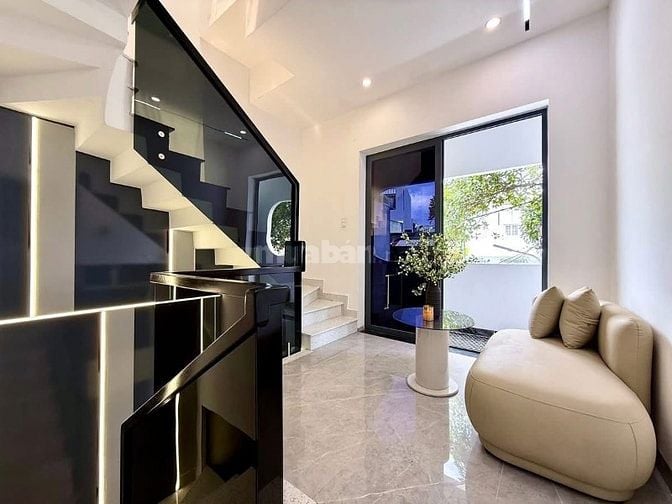 Chú Phú Cần bán Nhà Phan Tây Hồ, P7, quận Phú Nhuận giá chỉ 2tỷ300tr