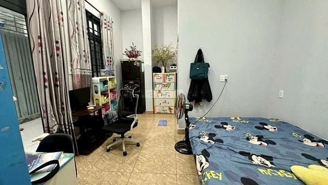 Gia đình mình cân bán căn nhà BC xoay vốn , 5x16, 680 Triệu, sổ hồng