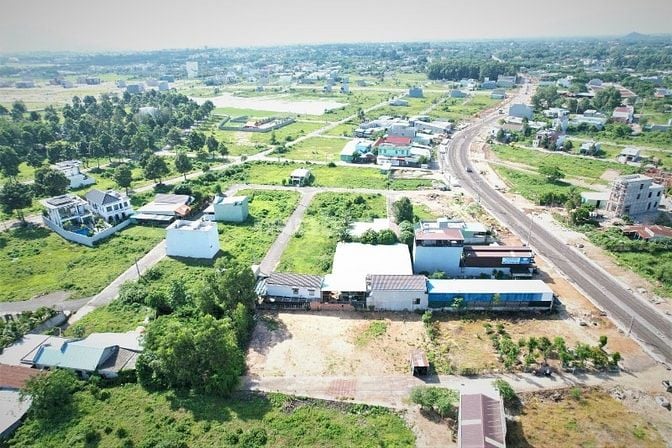 BÁN ĐẤT NỀN 1000M² – GẦN HƯƠNG LỘ 2, XÃ HÒA LONG – TP. BÀ RỊA 