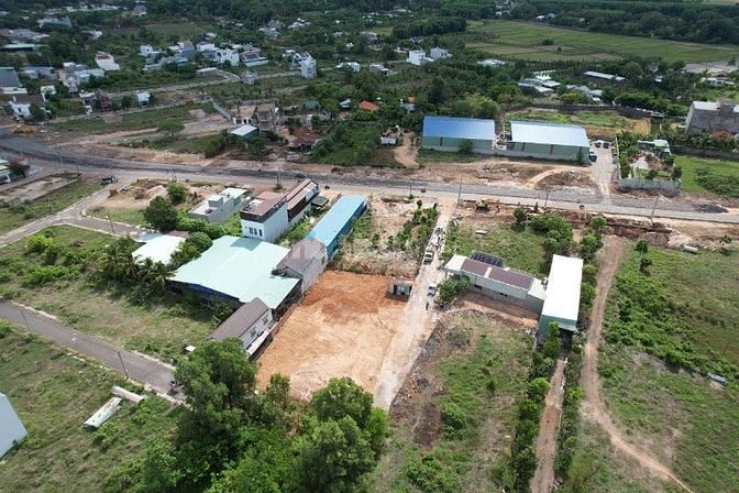 BÁN ĐẤT NỀN 1000M² – GẦN HƯƠNG LỘ 2, XÃ HÒA LONG – TP. BÀ RỊA 