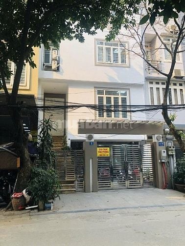 Cho thuê làm văn phòng 1 phần diện tích sàn tầng 5