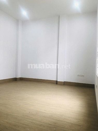 Cho thuê làm văn phòng 1 phần diện tích sàn tầng 5
