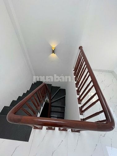 Bán 7 căn Ngọc Hồi - Thanh Trì, 32m2, 5t, mt 3.7m, mới tinh về ở ngay.