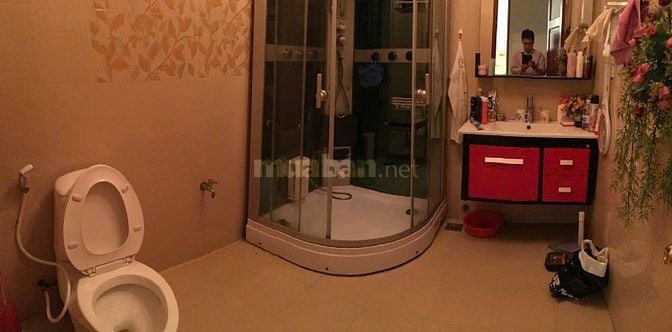 Cho thuê nhà mặt tiền hẻm xe tải – Nguyễn Văn Nguyễn, Quận 1 (gần Hoàn