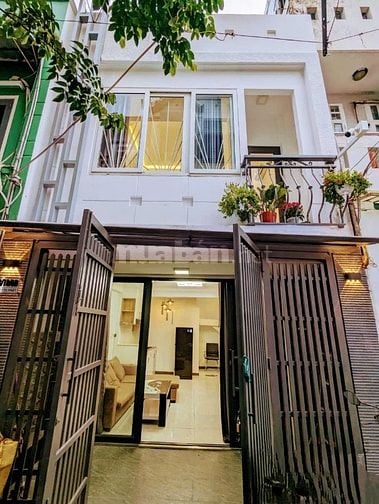 HUỲNH TẤN PHÁT P .PHÚ THUẬN Ngang 4 m hơn  3 TỶ THƯƠNG LƯỢNG