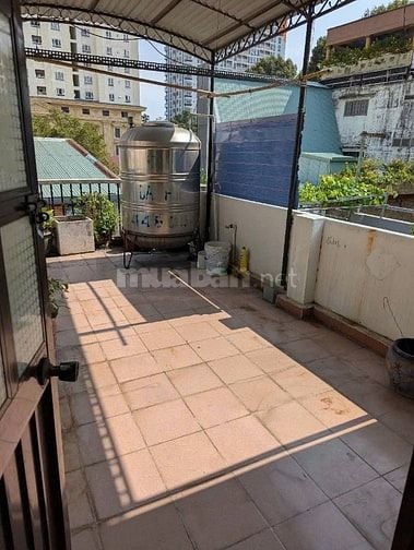 Cho thuê nhà mặt tiền Minh Phụng, P.10, Q.11 giá 20tr