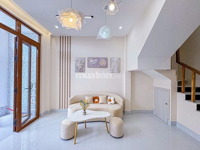 Chính chủ cần bán gấp căn nhà Bình Tân 660tr sổ hồng sẵn