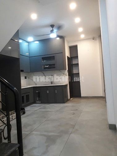 Nhà đẹp hẻm xe hơi đường Võ Văn Tần ,diện tích sử dụng 168m2,4PN,5WC