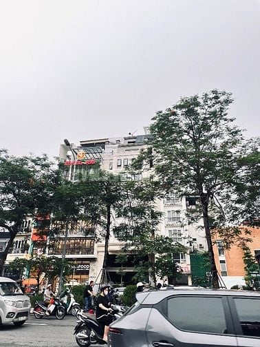 Bán nhà 8t Thang Máy MP Nguyễn Thái Học- Điện Biên Phủ DT 92m2 MT4,15m