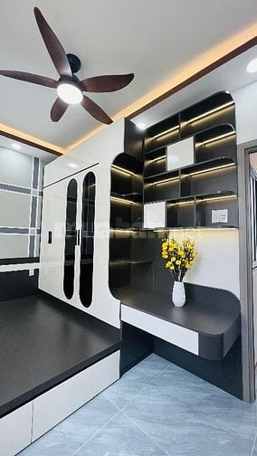 Bán nhà hẻm 718 Điện Biên Phủ, P.10, Quận 10