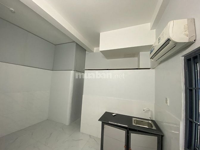 Cho thuê CHDV mới tinh 25m2 ngay góc 2 mặt tiền cửa sổ, rất tiện nghi,