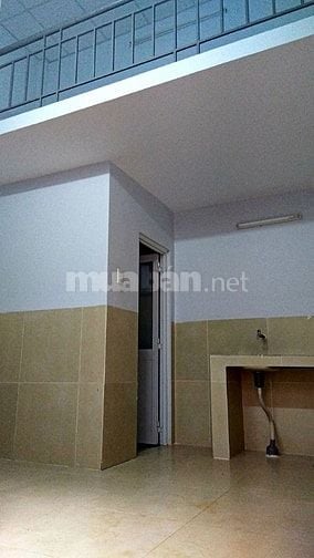 Phòng ở mặt tiền hẻm 47, đường Lò Lu, P. Long Phước, TP. HCM