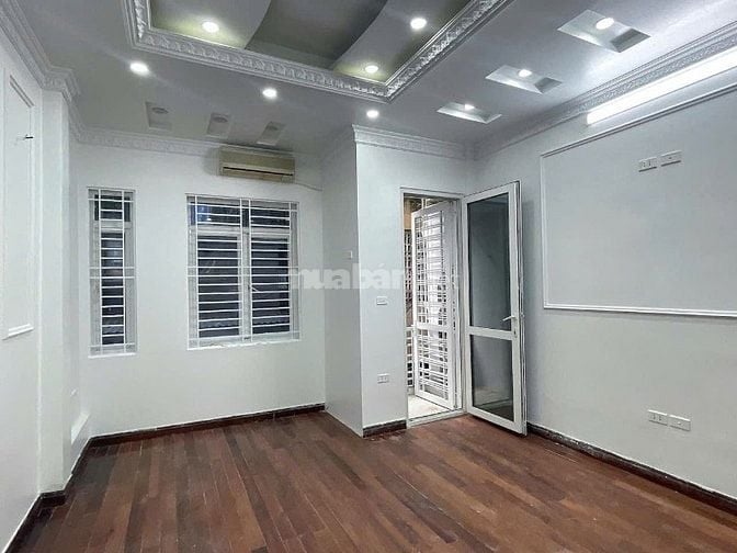 Bán nhà Thái Hà - Đống Đa, 50m2, 5t, mt 4, ô tô vào nhà, kinh doanh.