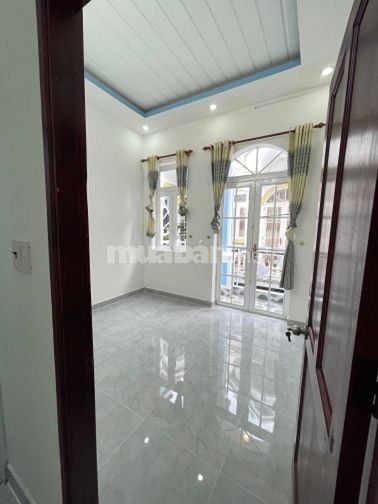 Bán giúp cô 6 do cô đang két tiền bán lại giá lỗ