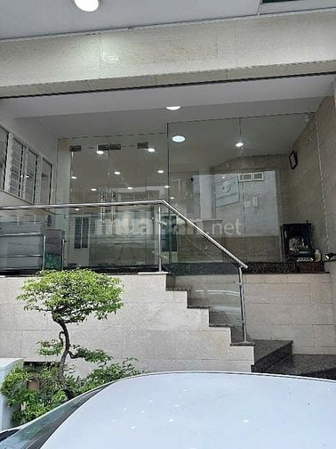 Cho thuê MB KD mặt tiền tòa nhà 8*16. 70 m2. 24 tr. 