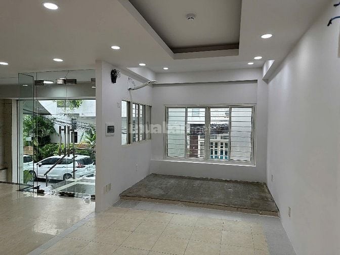 Cho thuê MB KD mặt tiền tòa nhà 8*16. 70 m2. 24 tr. 